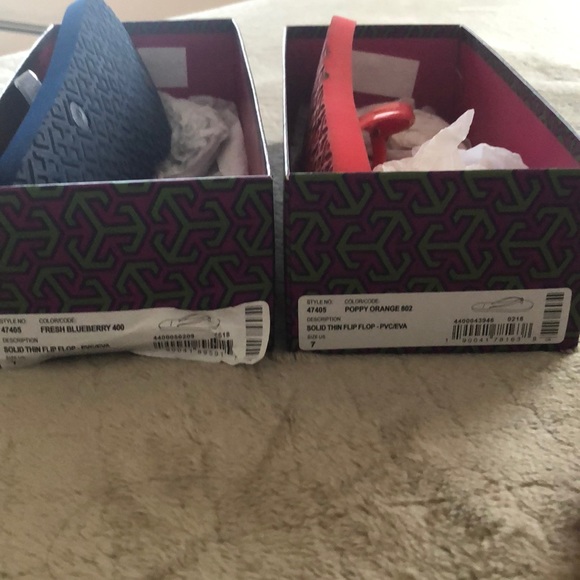 Flip flops - Picture 2 of 2